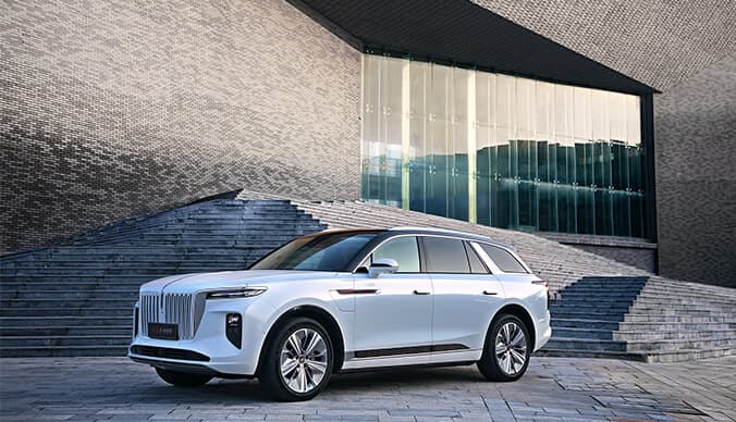 Hongqi E-HS9